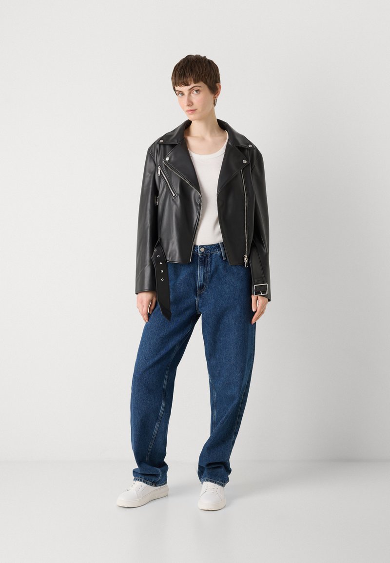 Dad WeiÃƒÂŸe Lederjacke Bershka Calvin Klein Jeans MOTO JACKET