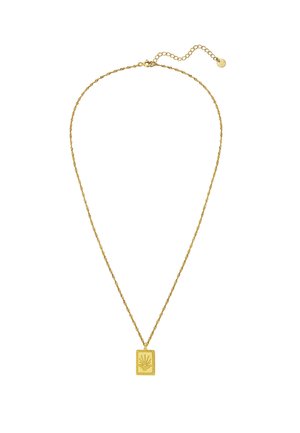 Collana d'oro con catena attorcigliata, caratterizzata da un ciondolo rettangolare inciso con un motivo di raggi di sole e un piccolo gancetto regolabile.