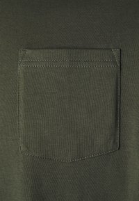 Pier One Nachtwäsche Set - khaki