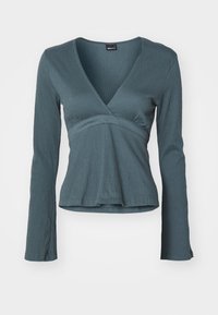 Unselected, balsam green