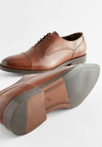Next OXFORD - Puošnūs suvarstomi batai - brown