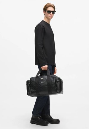 KARL LAGERFELD, K/MONOGRAM PERF WEEKENDER - Víkendová taška - black