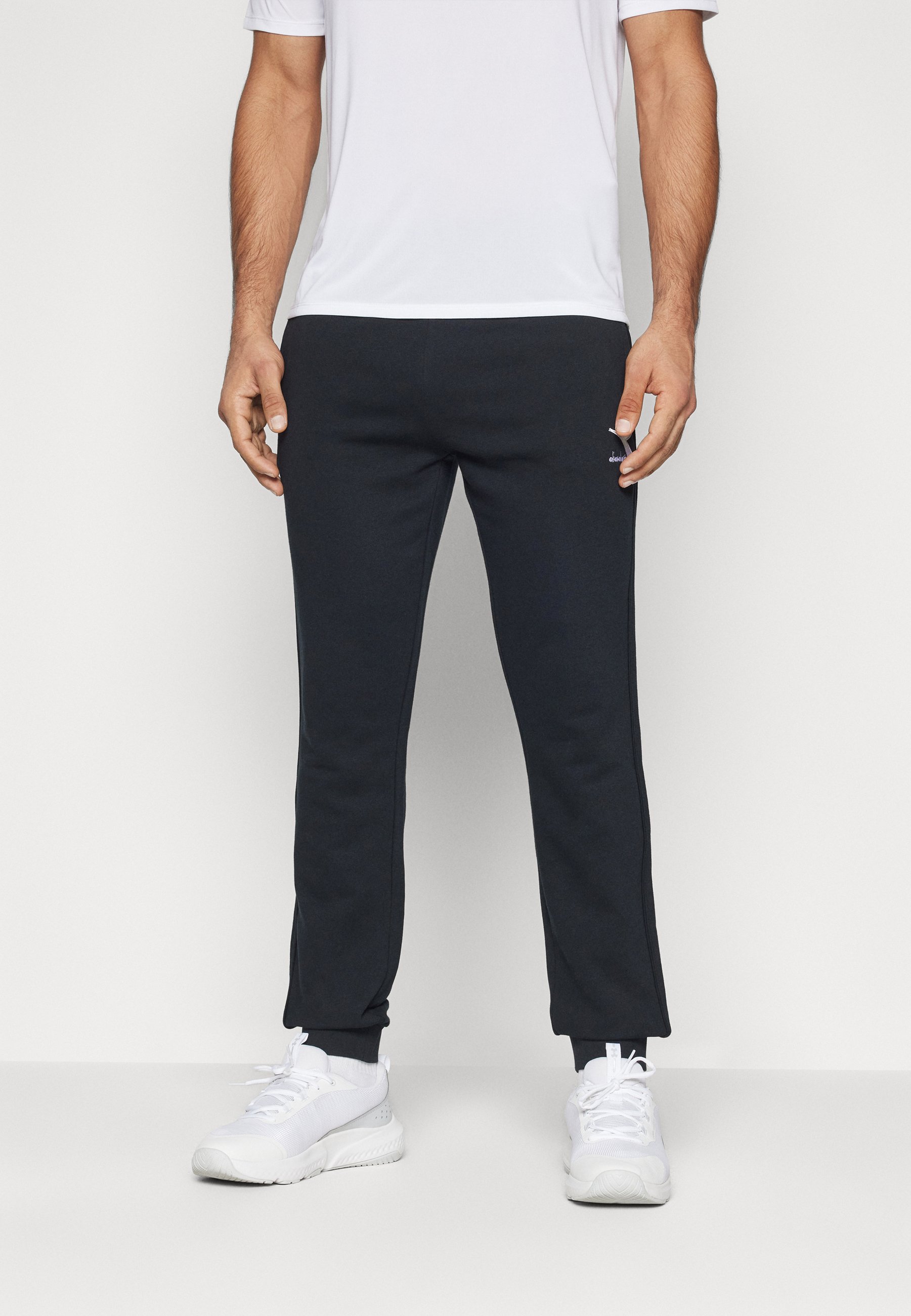 Diadora PANTALONI JOGGER CORE | Felpa Uomo In Cotone Organico | Comodi Con Vita E Caviglie Elastiche