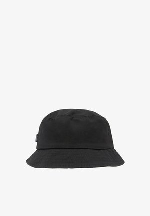 Zwarte stoffen bucket hat met een zachte textuur, voorzien van een brede, slappe rand en een subtiele logo-accent aan de zijkant.