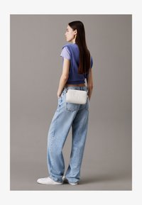 Niewybrane, wind chime