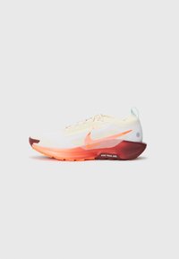 Unselected, sail/hyper crimson/glacier blue/dark team red/silt red