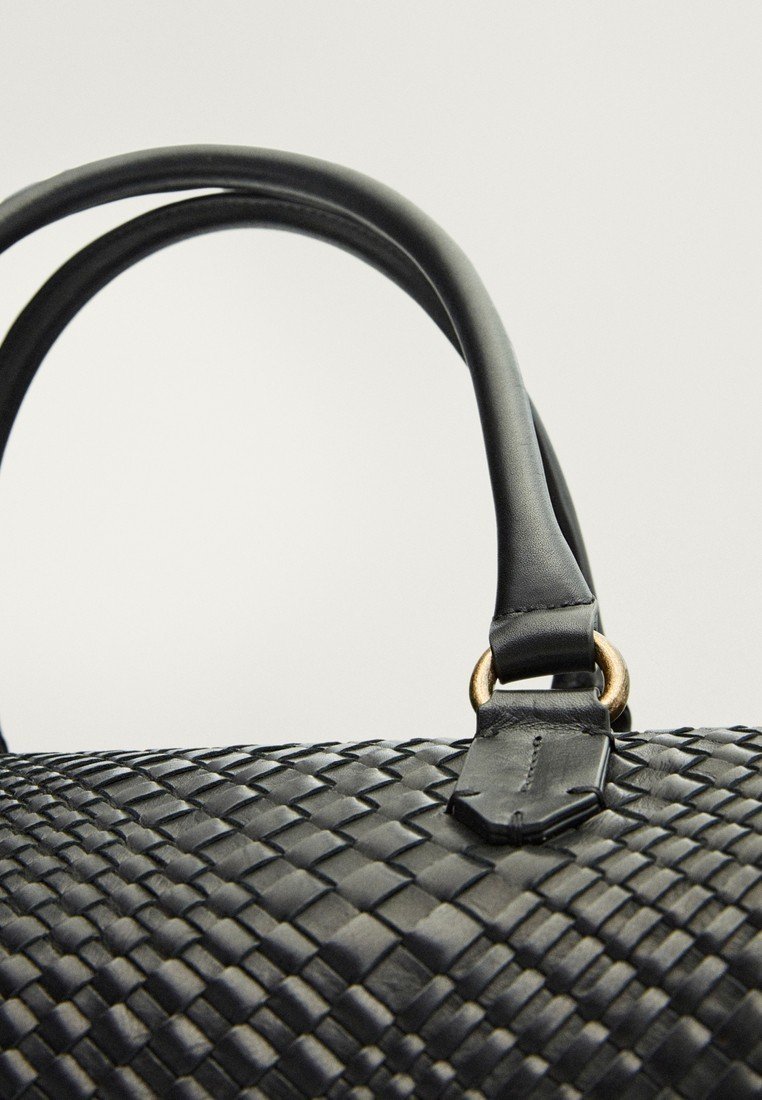 Massimo Dutti Weekendbag black Zalando.se Massimo Dutti Weekendväskor | Herr | Köp din weekendväska