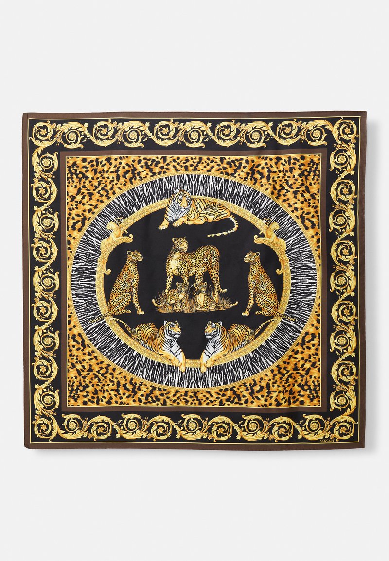 Eșarfă din mătase cu un design de imprimeu animalic negru și auriu, prezentând tigri și leoparzi într-un model circular, marginită de accente aurii ornate.