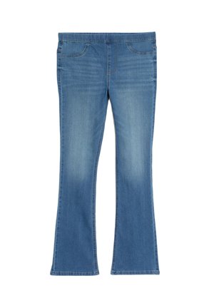 Vaqueros de mezclilla azul acampanados con cinco bolsillos, un ligero desgastado y una cinturilla diseñada para la comodidad. Detalles de costura a lo largo de las costuras.