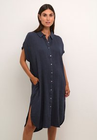 Culture cuelina kaftan skjortklaenning salute cu221c0ei k11 — klänning med fickor från Zalando