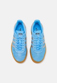 adidas Originals GAZELLE BOLD - Αθλητικά παπούτσια - blue burst/silver metallic/aurora ink