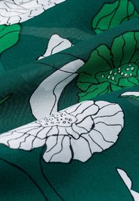 IVY OAK Maxi šaty - dark green