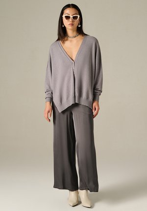 PALAZZO IN FLOWING WITH WAISTBAND - Pantaloni - grey