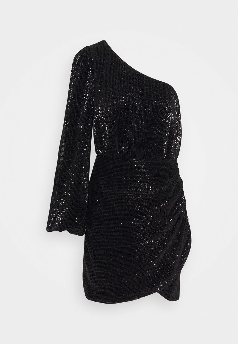 Mini-robe noire à sequins avec une manche longue bouffante et une épaule dénudée, présentant des détails froncés sur la jupe.