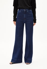ARMEDANGELS - MURLIAA  - Flared Jeans - polar Thumbnail Image 1