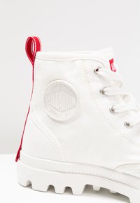 Palladium PAMPA HI DARE UNISEX - Bottines à lacets - star white