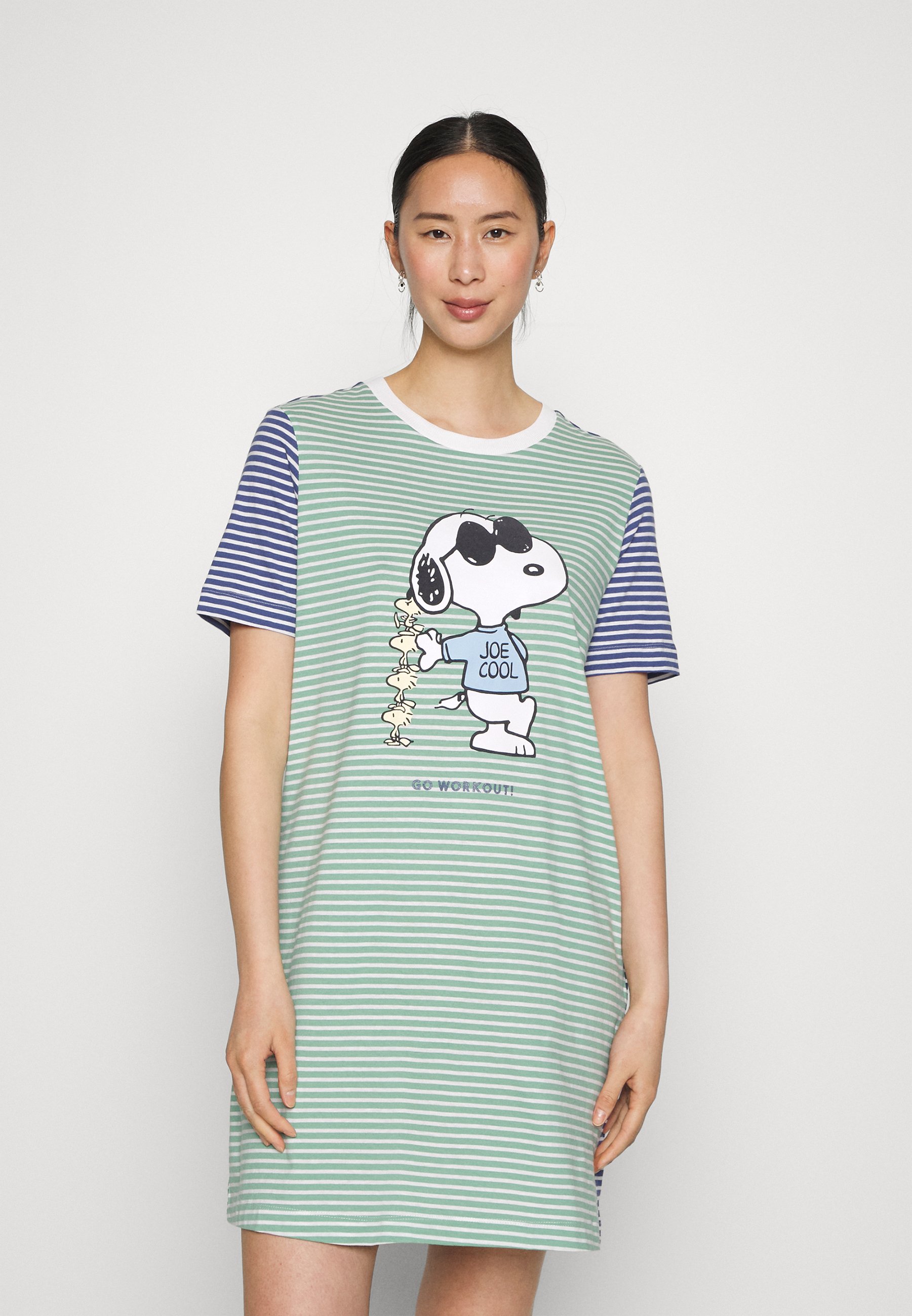 women'secret SLEEVES NIGHTDRESS SNOOPY 