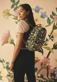 Cath Kidston COMPACT - Turistinė kuprinė - black create