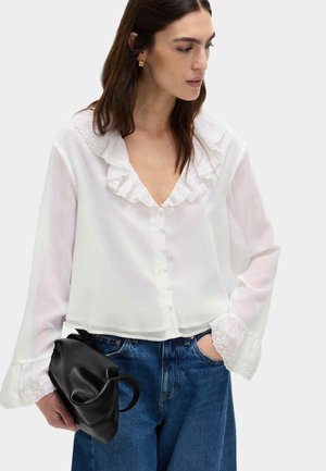 BRODERIE FRILL DETAIL  - Skjortebluser - soft white
