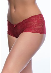 Culotte en dentelle rouge avec un motif floral, texture douce et un petit nœud en satin à l'avant. Les bords sont festonnés.