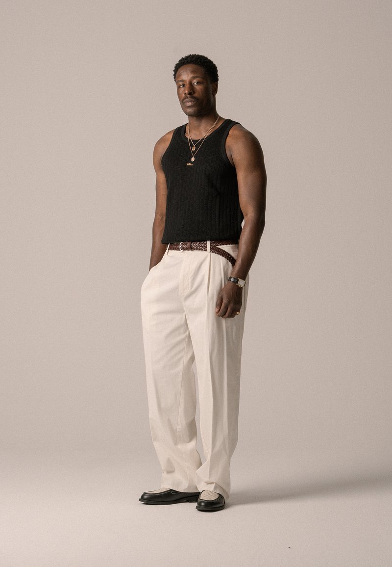 BLKVIS - STRIPED TROUSERS UNISEX - Trousers - antique white, Enlarge