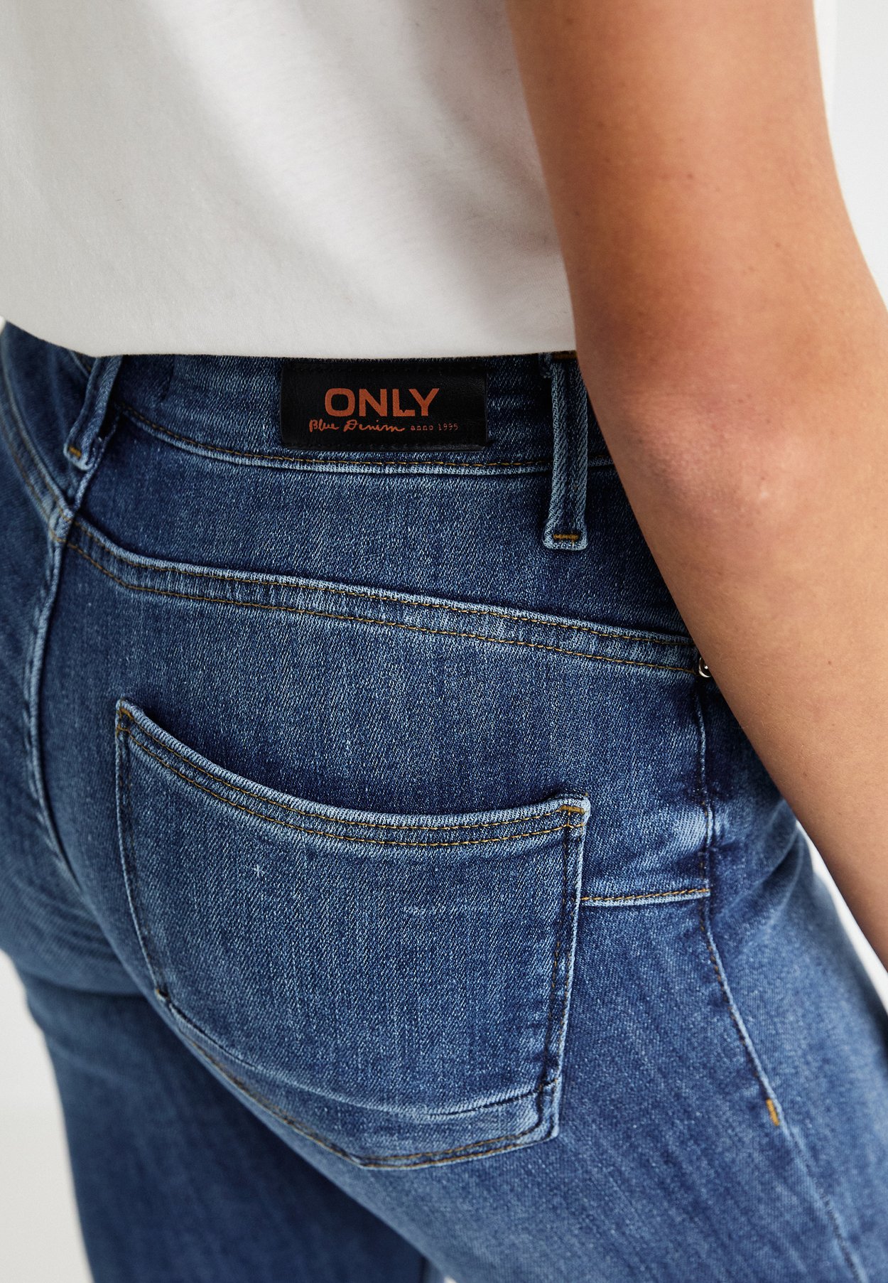 ONLPOWER MID WAIST PUSH UP