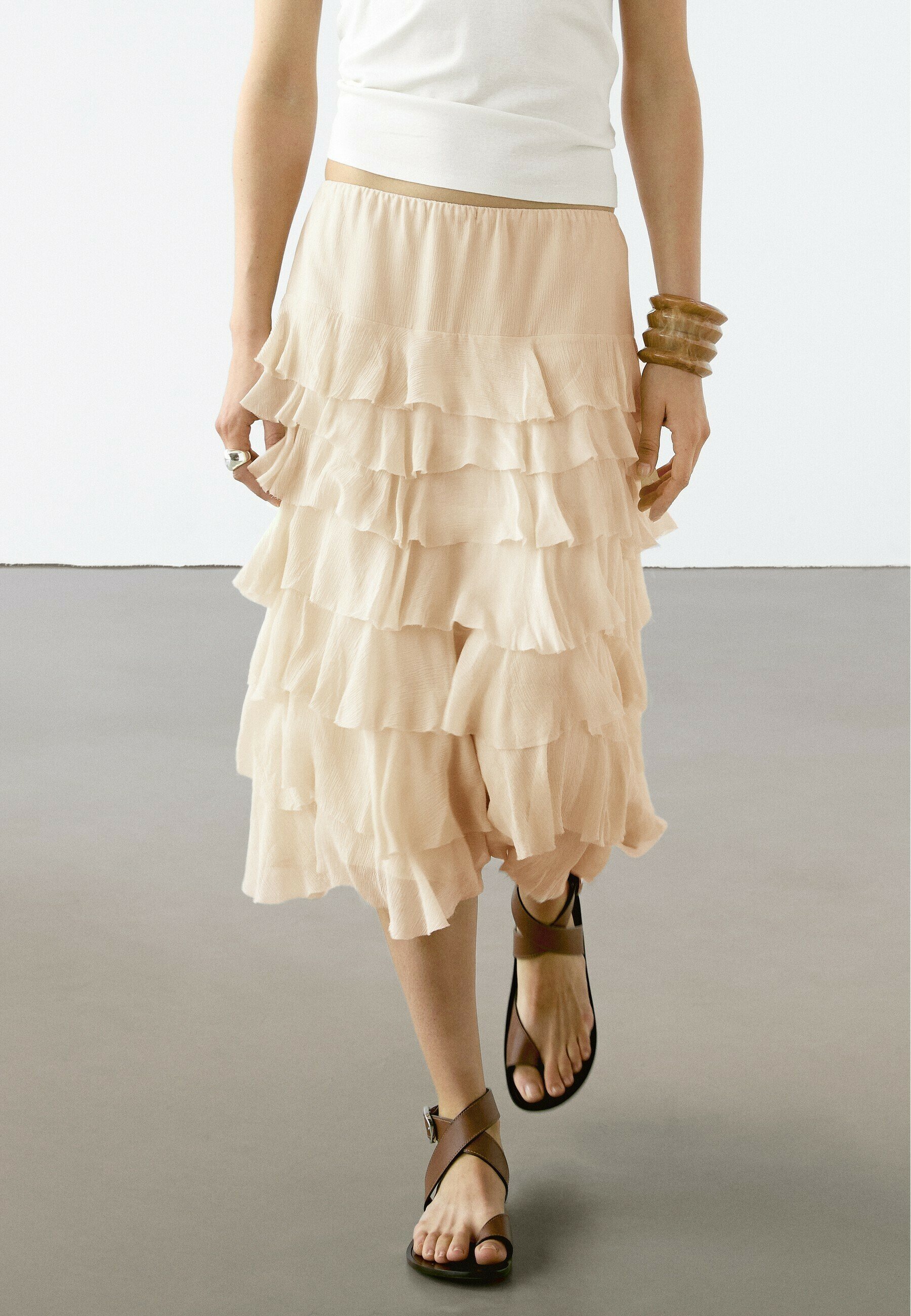 【Massimo Dutti】Midi skirt with ruffle detail Massimo Dutti WITH RUFFLE DETAIL - Maxi skirt - dark brown