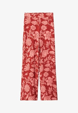 Pantalon rouge à jambes larges avec un motif floral et feuillu rose clair partout.
