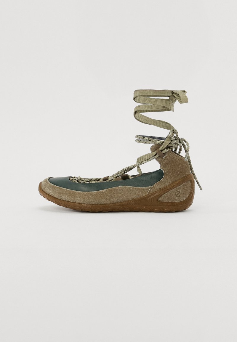 ECCO BIOM LITE szary