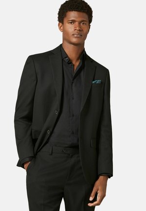 TEXTURED REGULAR FIT - Sako - black
