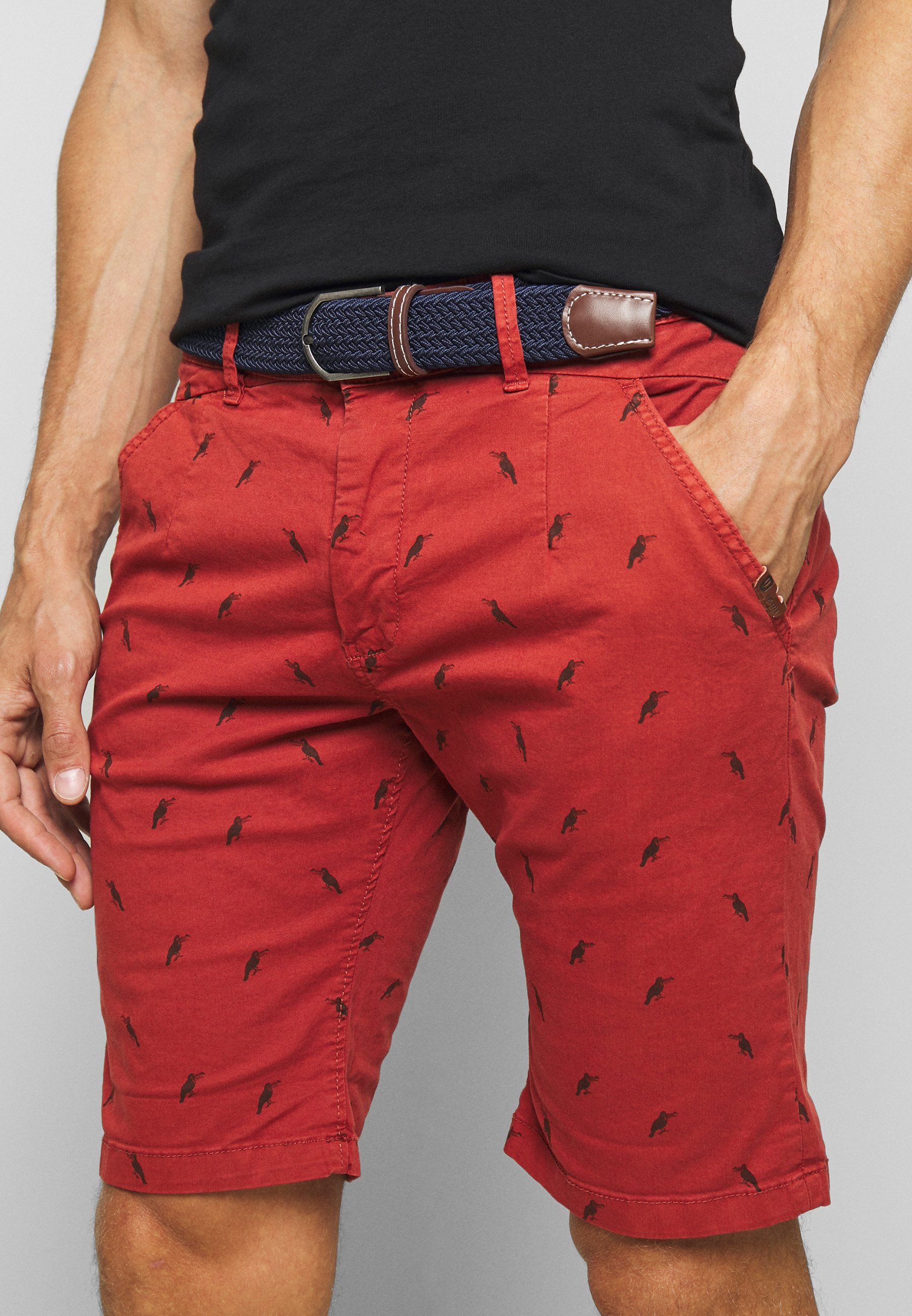 INDICODE JEANS ASHFIELD Shorts red ochre Zalando.no INDICODE JEANS FREDERICA - Shorts - army