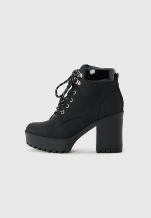High Heel Stiefelette - black