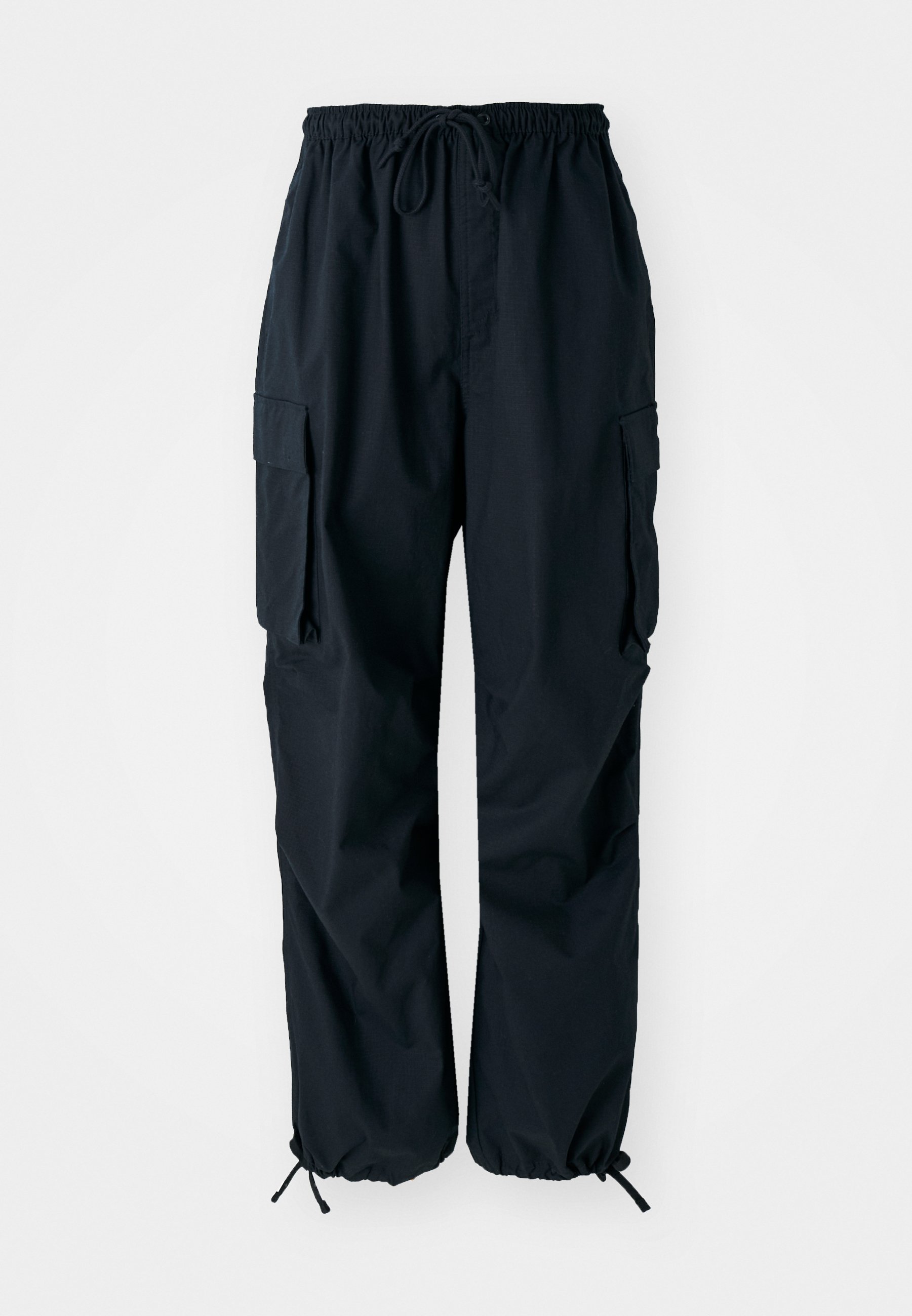 Nike Sportswear SPORTSWEAR - Cargo trousers - black/(white
