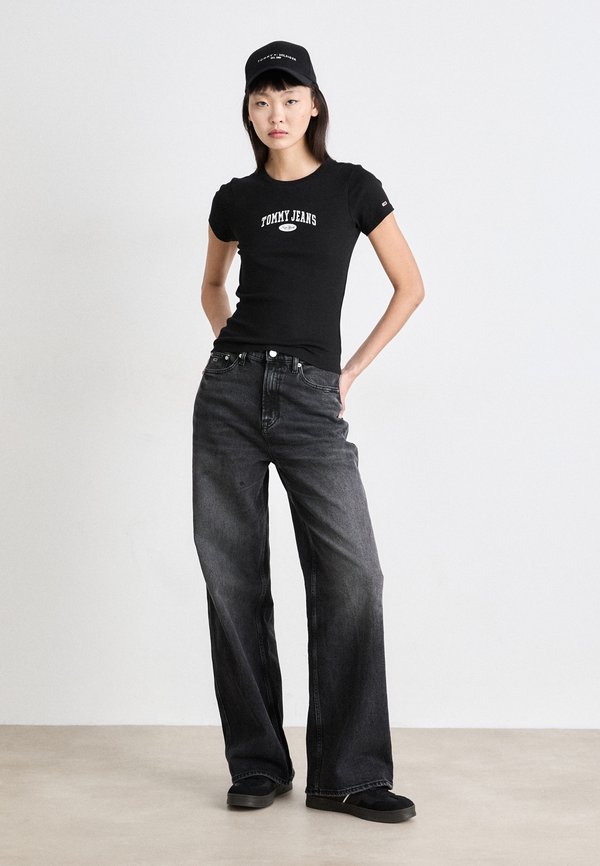 SLIM VARSITY TEE - Print T-shirt2