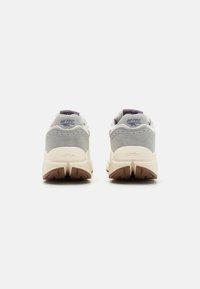 HI-TEC HTS74 SHADOW UNISEX  - Joggesko - gray violet/shark/star white