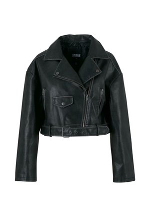 Schwarze, kurze Bikerjacke aus Kunstleder mit asymmetrischem Reißverschluss, weitem Kragen, Druckknopf-Tasche und tailliertem Gürtel.