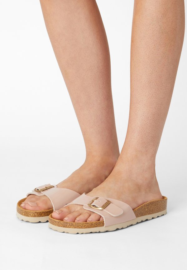 MALTA - Pantolette flach - rosa creme