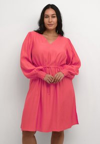 Kaffe Curve - KAFFE CURVE KCDANIA DRESS - Dnevna haljina - cayenne Minijatura 1