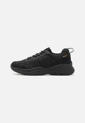 Sneakers - black