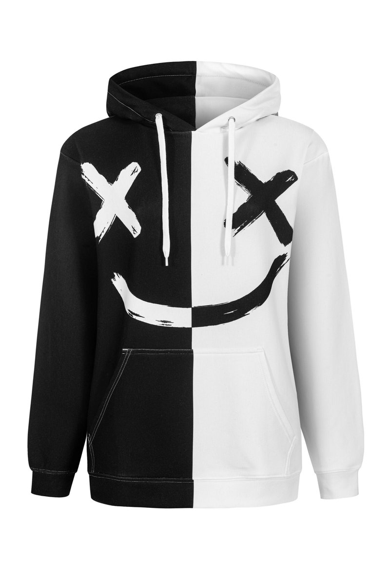 Hoodie s podijeljenim crno-bijelim dizajnom, s velikim motivima X i osmijeha. Izrađen od mekog materijala s kenguru džepom.