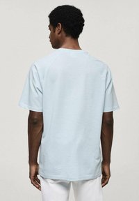 Mango T-paita - light blue