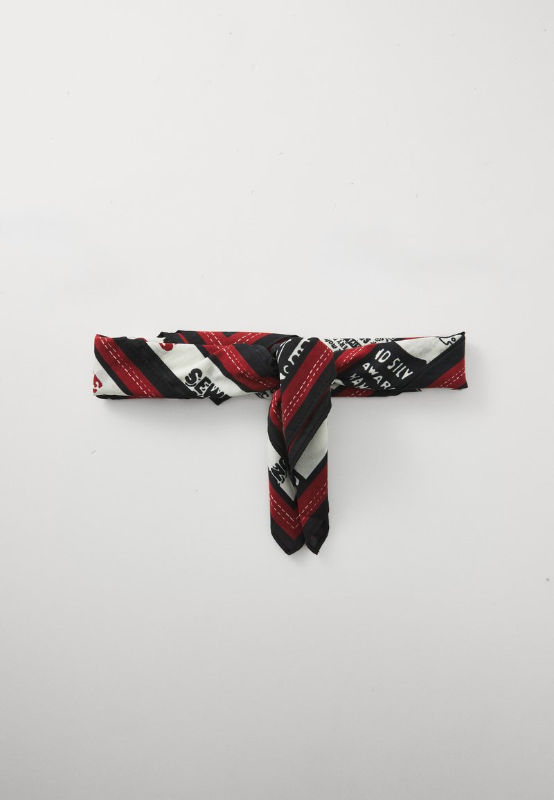 Ripley - BUFANDA ALGODÓN LEVI'S BANDANA UNISEX ROJO 771380632
