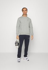Champion BASIC CREWNECK - Mikina - grey