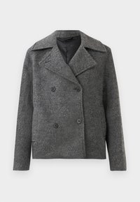 Tmavě šedý, strukturovaný vlněný kabát typu pea coat s širokými klopami a čtyřmi černými knoflíky, vystavený na čistém bílém pozadí.
