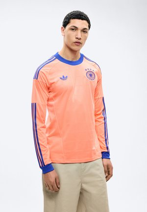 adidas Performance GERMANY 26 AWAY REPLICA GOALKEEPER LONG SLEEVE LIFESTYLE - Μπλούζα με μακριά μανίκια - coral fusion