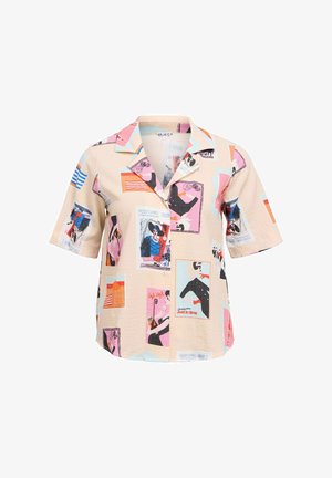 Chemise à manches courtes avec boutons, fond beige et imprimés graphiques colorés de style carte postale vintage en rose, bleu, noir et orange.