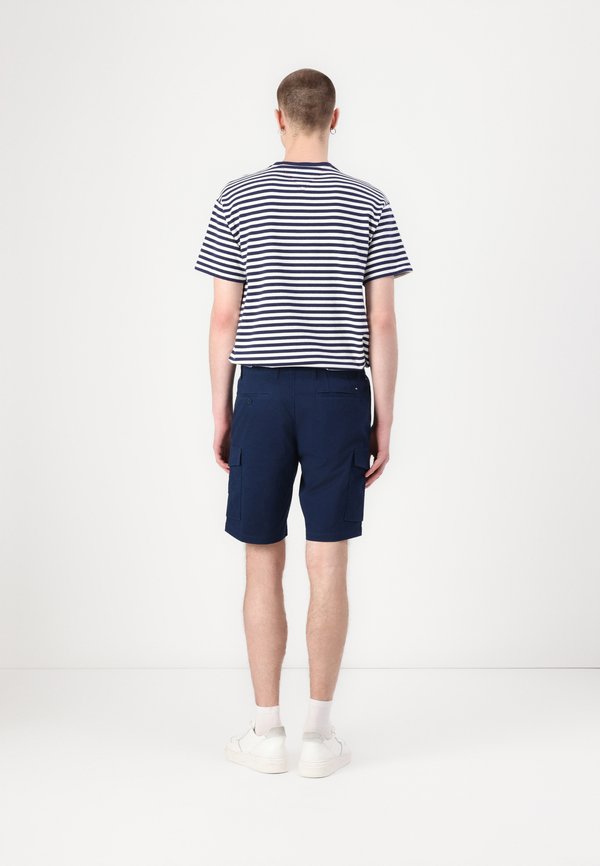 HARLEM  - Shorts - night sky2