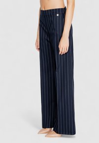 Rinascimento CFC - Pantaloni - blue