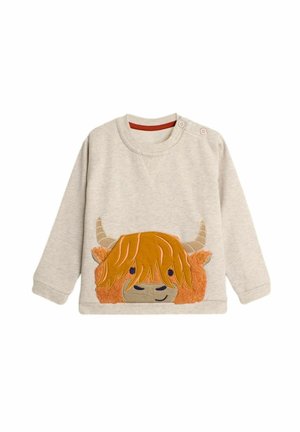 Lys grå sweatshirt med et struktureret, orange Highland ko-design på forsiden. Indeholder to knapper ved skulderen og en rød inderside af kraven.