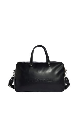 Sort læder Adidas duffel taske med dobbelthåndtag, justerbar skulderrem og prægede logo på forsiden midt på.